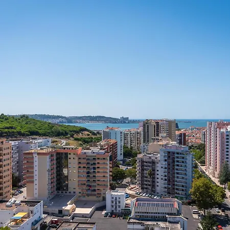 Appartement New 2 Bedroom With Pool & Ocean View *