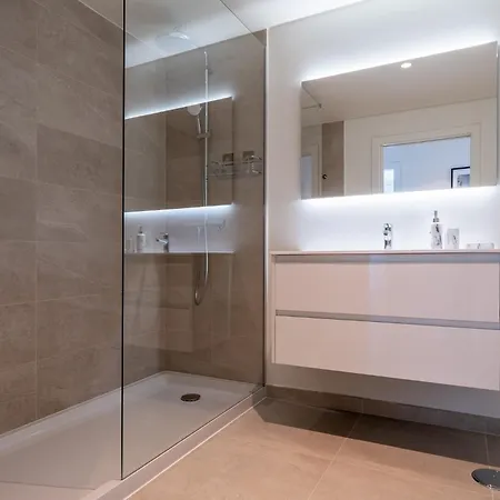 New 2 Bedroom With Pool & Ocean View Algés